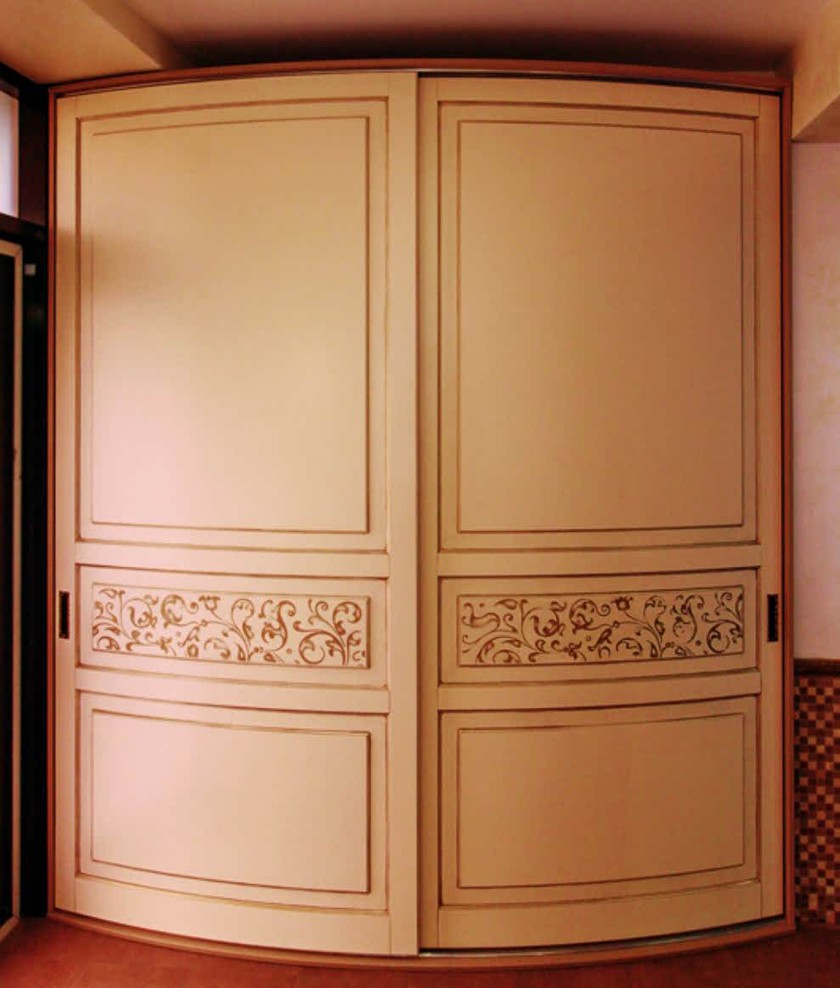 Радиусный шкаф купе с фрезеровкой, эмаль Альметьевск